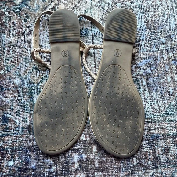 Dolce Vita Braided Thong Sandals Women’s 9 | Slingback Flat Neutral - Picture 4 of 4